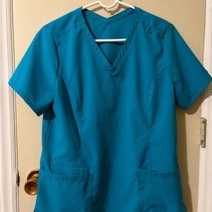 Maevn Women's Scrub Set